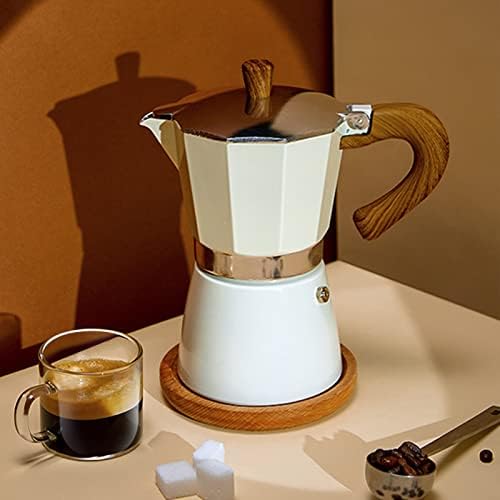 Espresso Elegante: Cafetera Italiana